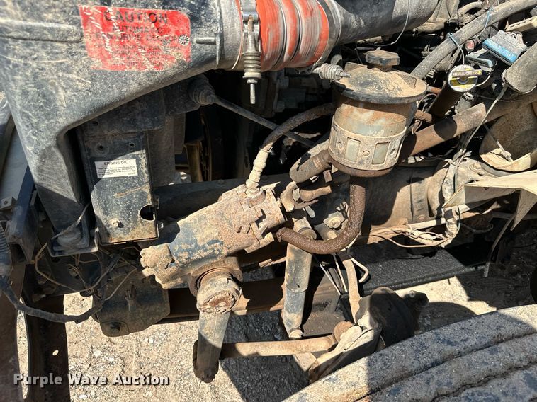 image for item MB9728 2003 International 7400  dump truck