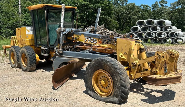 image for item MB9734 2009 John Deere 770D  motor grader