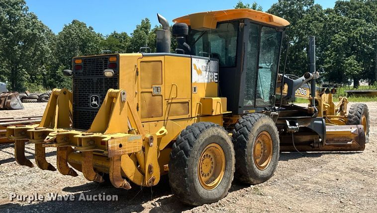 image for item MB9734 2009 John Deere 770D  motor grader