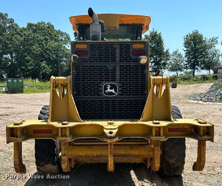 image for item MB9734 2009 John Deere 770D  motor grader