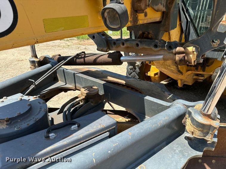 image for item MB9734 2009 John Deere 770D  motor grader