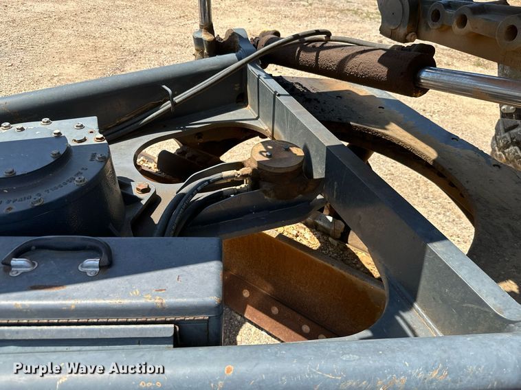 image for item MB9734 2009 John Deere 770D  motor grader