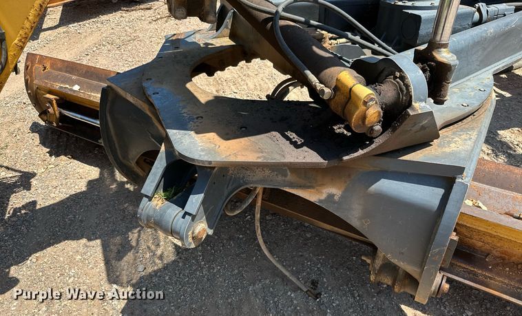 image for item MB9734 2009 John Deere 770D  motor grader