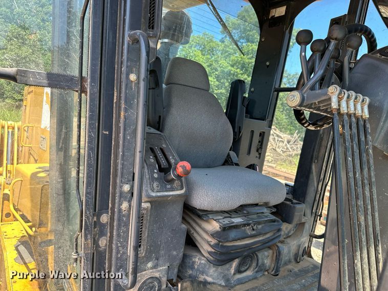 image for item MB9734 2009 John Deere 770D  motor grader