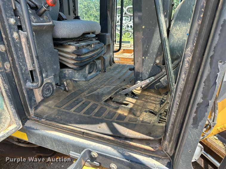 image for item MB9734 2009 John Deere 770D  motor grader