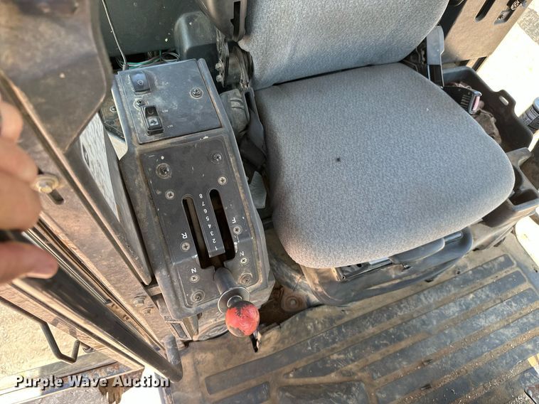 image for item MB9734 2009 John Deere 770D  motor grader