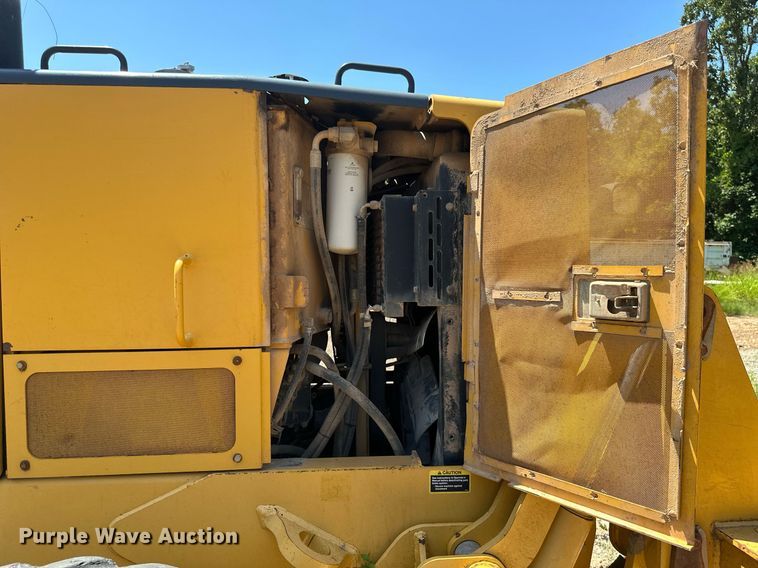 image for item MB9734 2009 John Deere 770D  motor grader