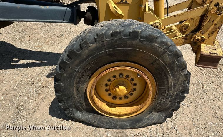 image for item MB9734 2009 John Deere 770D  motor grader