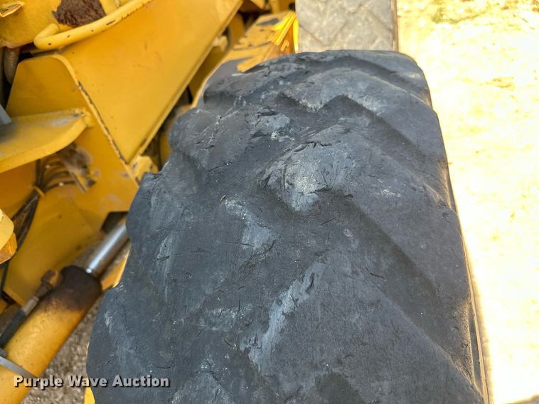 image for item MB9734 2009 John Deere 770D  motor grader