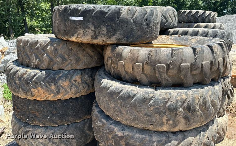 image for item MB9735 Wheels and tires