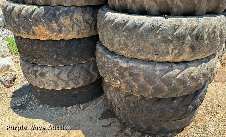 image for item MB9735 Wheels and tires