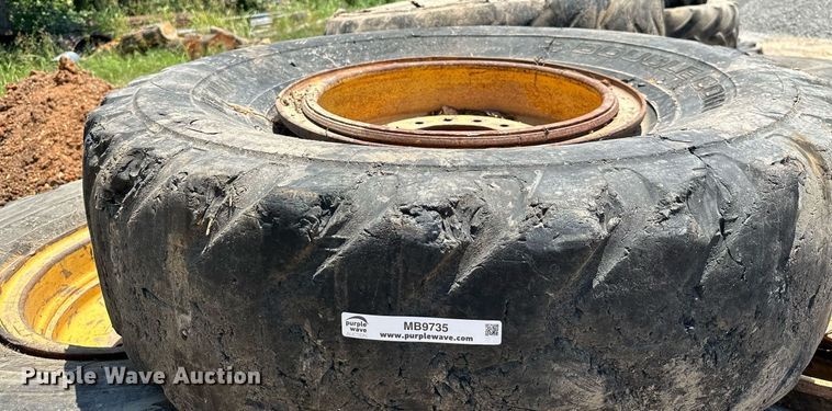 image for item MB9735 Wheels and tires