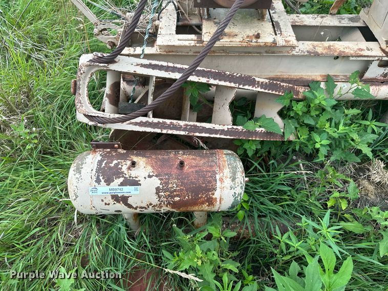 image for item MB9742 Oilfield equipment