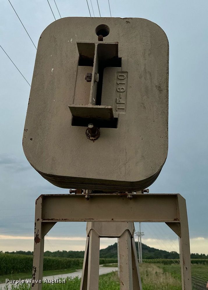 image for item MB9742 Oilfield equipment