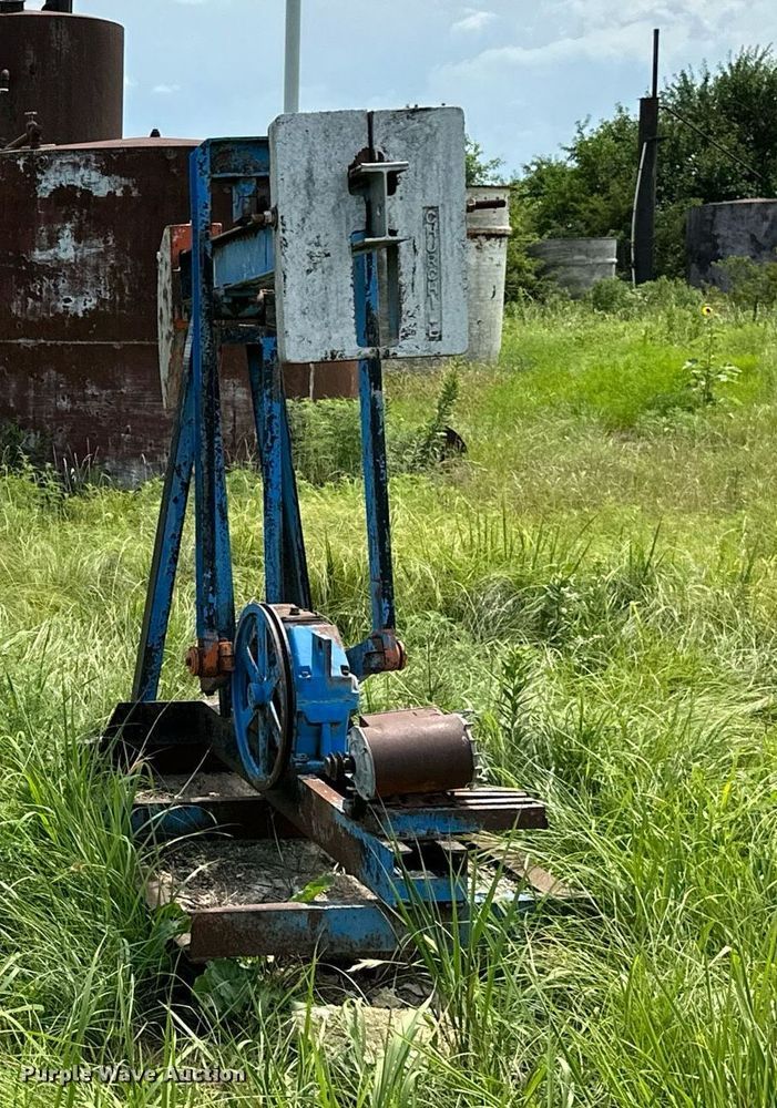 image for item MB9751 Oilfield equipment