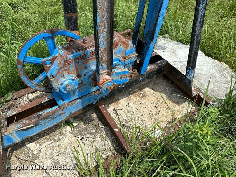 image for item MB9751 Oilfield equipment