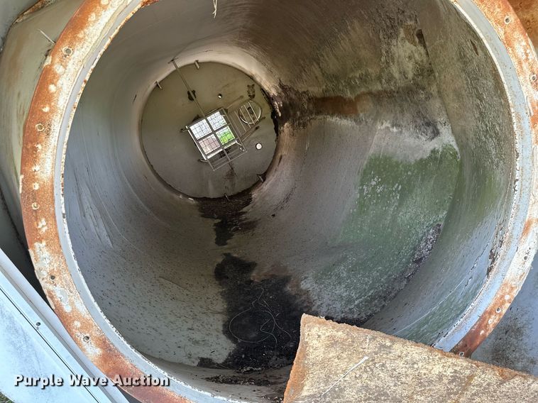 image for item MB9767 (3) bulk storage tanks