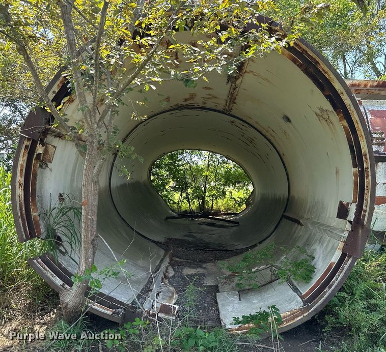 image for item MB9767 (3) bulk storage tanks