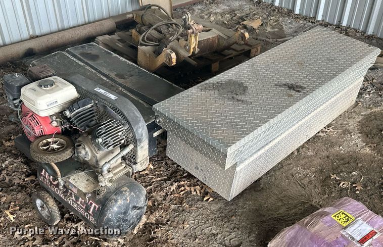 image for item MB9771 Tools