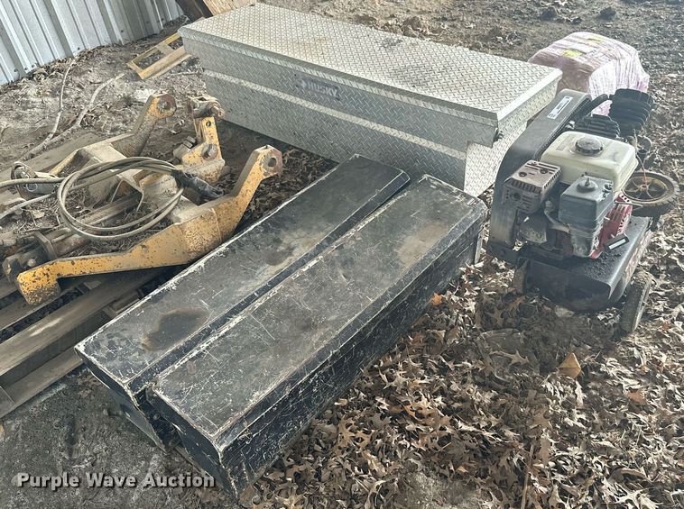 image for item MB9771 Tools