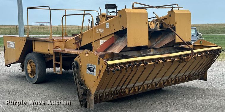 image for item MB9772 Koehring K  chip spreader