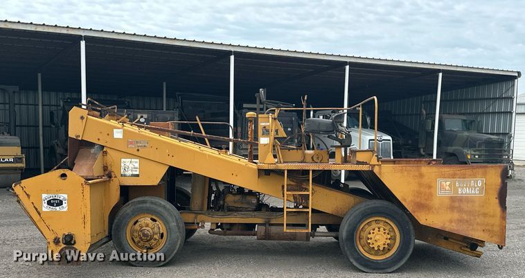 image for item MB9772 Koehring K  chip spreader