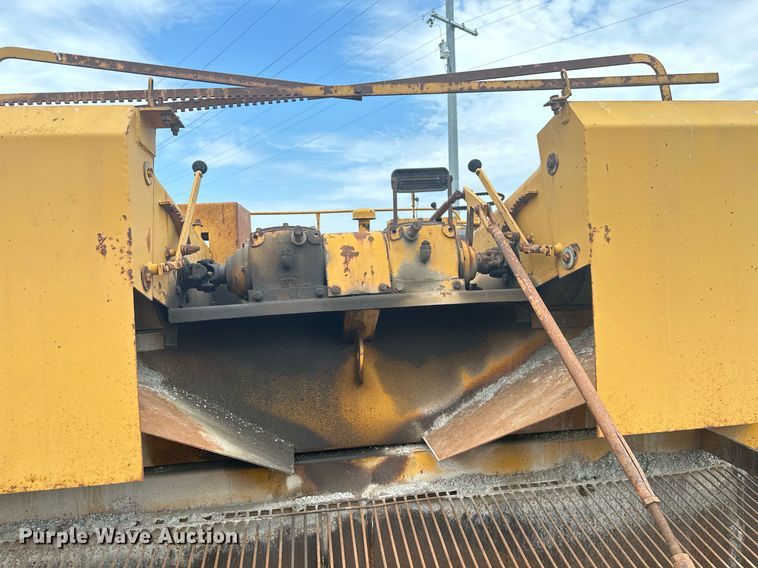 image for item MB9772 Koehring K  chip spreader