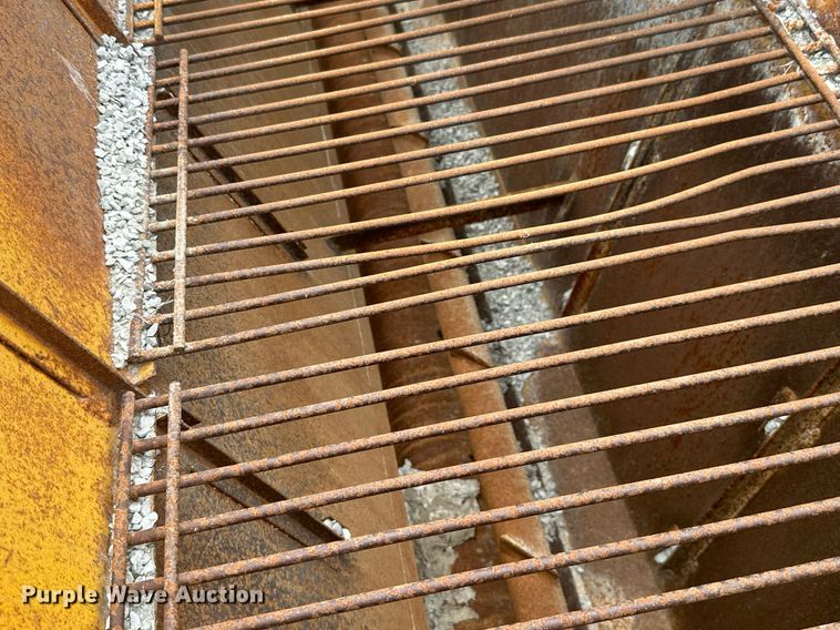 image for item MB9772 Koehring K  chip spreader