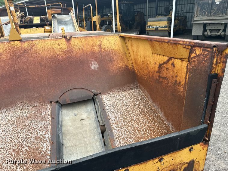 image for item MB9772 Koehring K  chip spreader