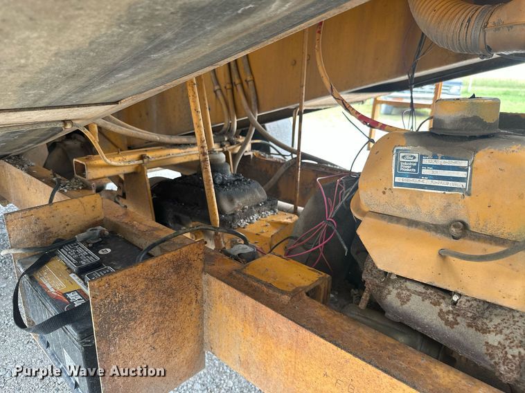 image for item MB9772 Koehring K  chip spreader