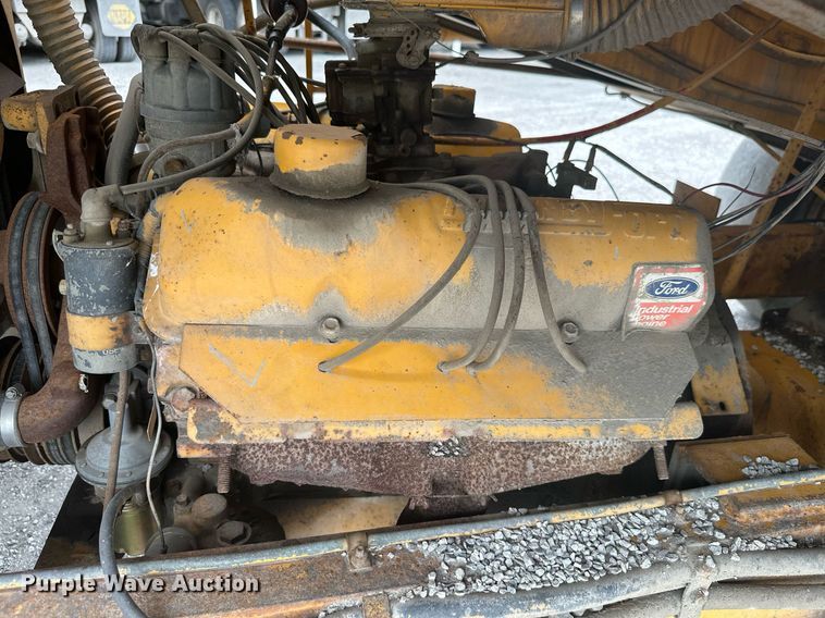 image for item MB9772 Koehring K  chip spreader