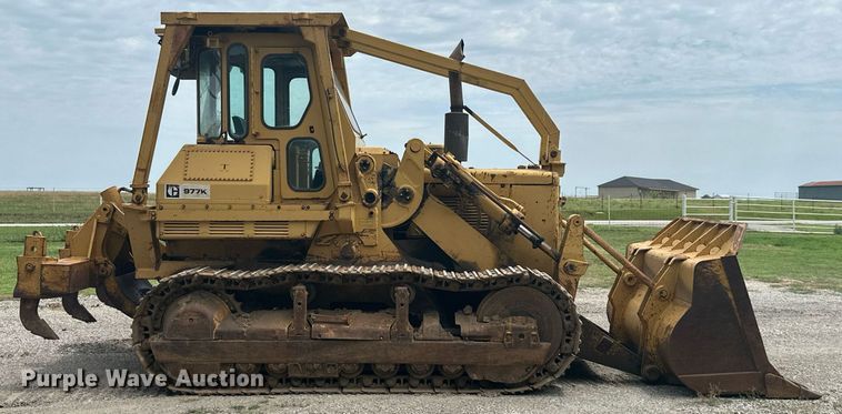 image for item MB9774 1970 Caterpillar 977K  loader