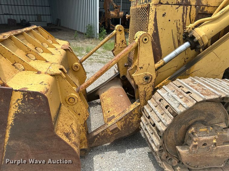 image for item MB9774 1970 Caterpillar 977K  loader