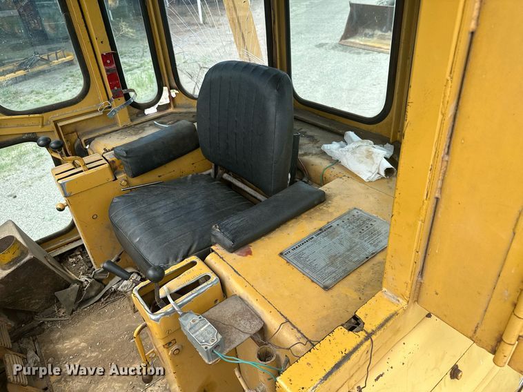 image for item MB9774 1970 Caterpillar 977K  loader