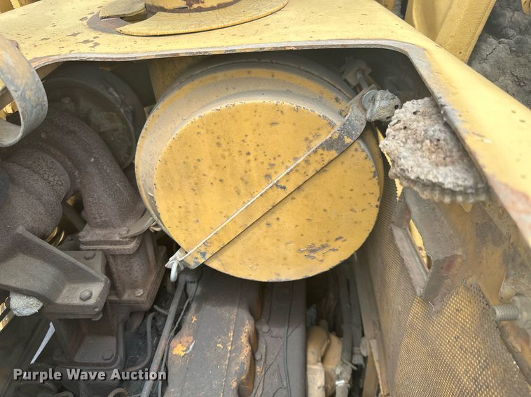 image for item MB9774 1970 Caterpillar 977K  loader