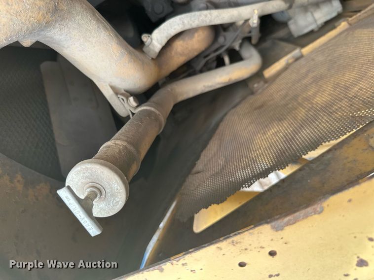 image for item MB9774 1970 Caterpillar 977K  loader