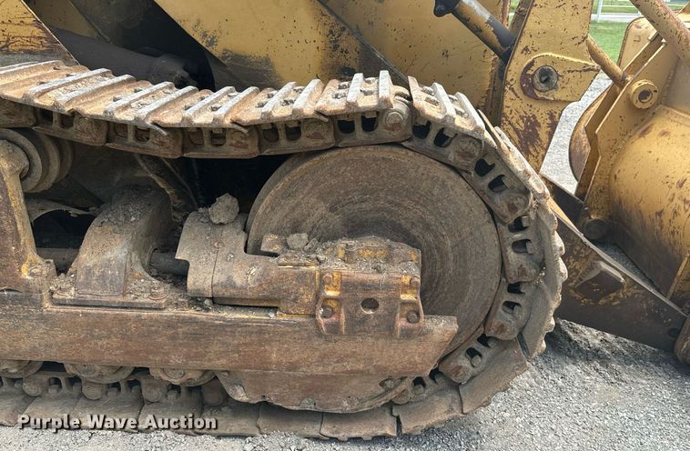 image for item MB9774 1970 Caterpillar 977K  loader