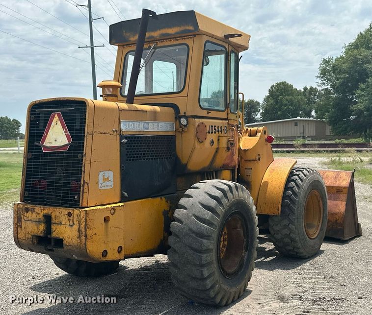 image for item MB9775 1981 John Deere 544B  loader