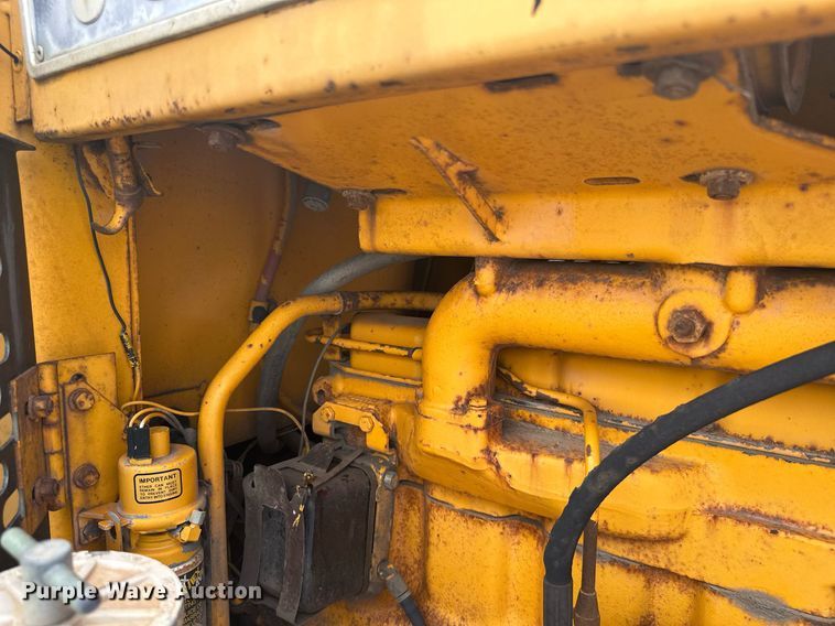 image for item MB9775 1981 John Deere 544B  loader