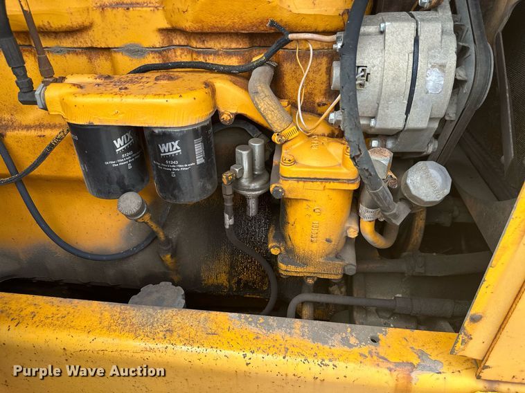 image for item MB9775 1981 John Deere 544B  loader