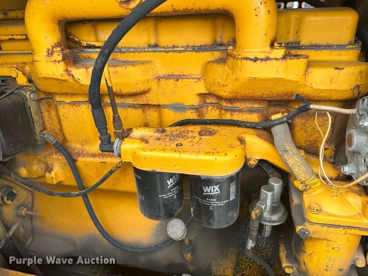 image for item MB9775 1981 John Deere 544B  loader