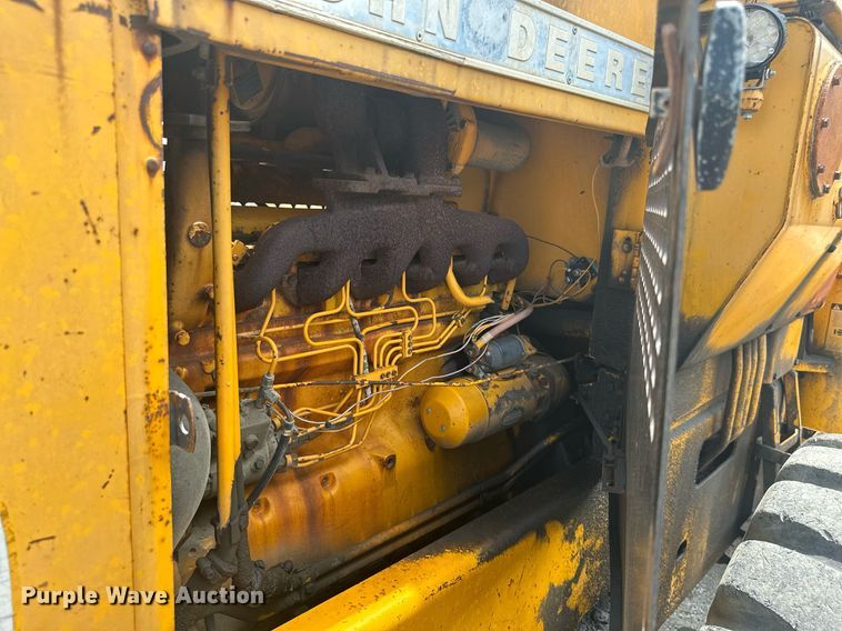 image for item MB9775 1981 John Deere 544B  loader