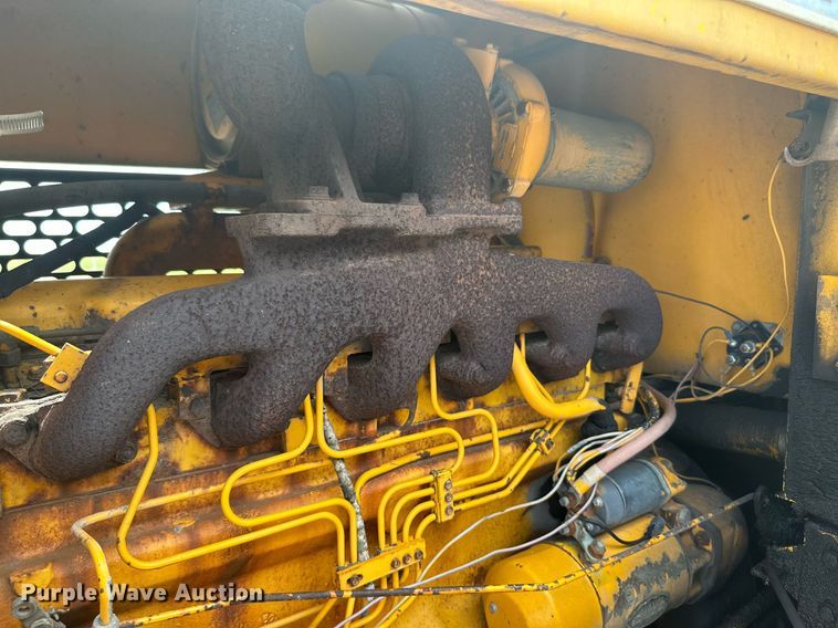 image for item MB9775 1981 John Deere 544B  loader