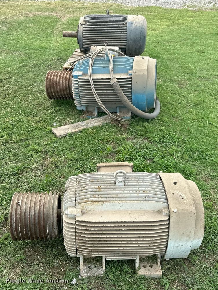 image for item MB9776 (4) electric motors