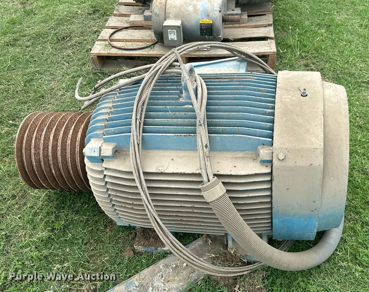 image for item MB9776 (4) electric motors