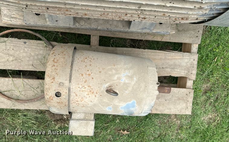 image for item MB9776 (4) electric motors