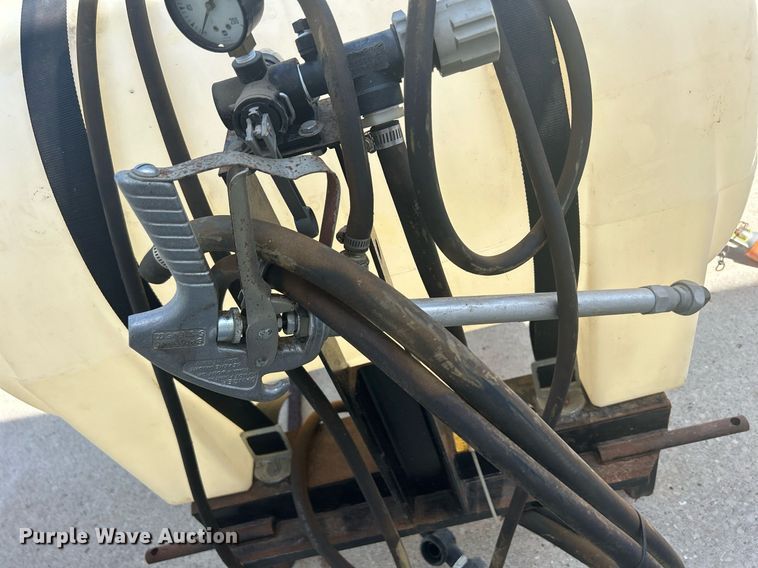 image for item MD9004 Spray Land  turf sprayer