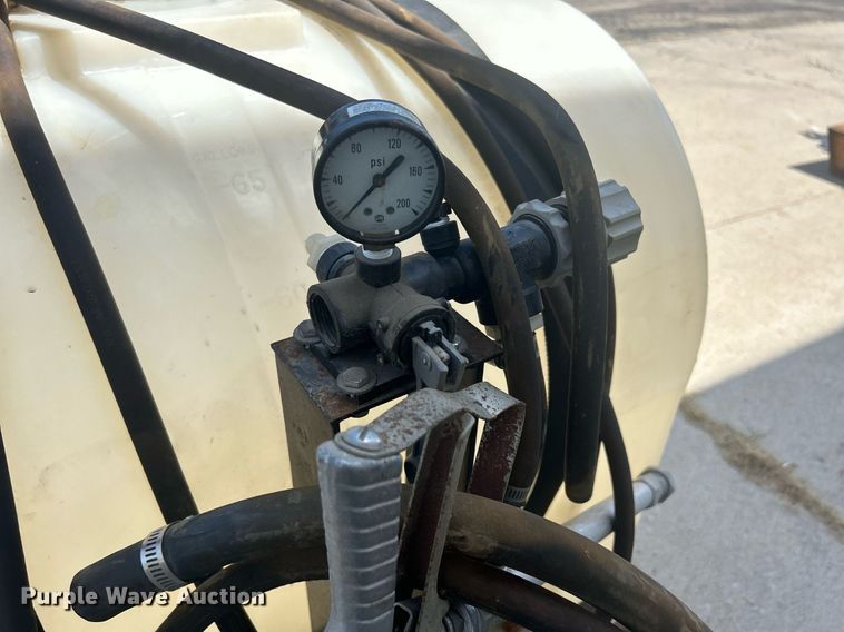 image for item MD9004 Spray Land  turf sprayer