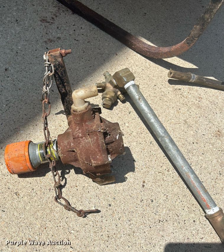 image for item MD9004 Spray Land  turf sprayer