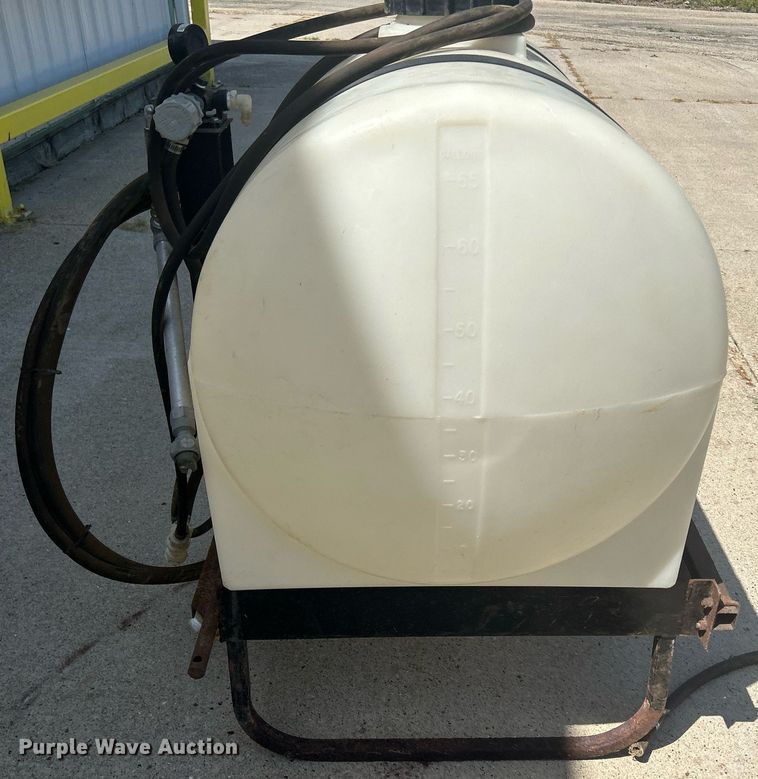 image for item MD9004 Spray Land  turf sprayer